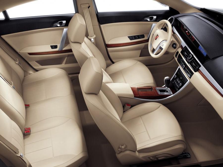 Интерьер Roewe 550 (W261/IP21) 2008 года  (фото 4 из 19)